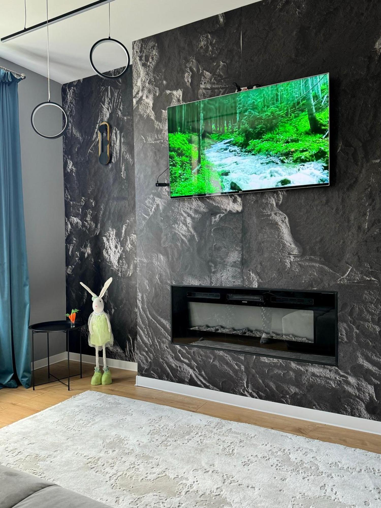 Lv Luxury Apart - One Minute Away From Train Station Predeal Exterior photo